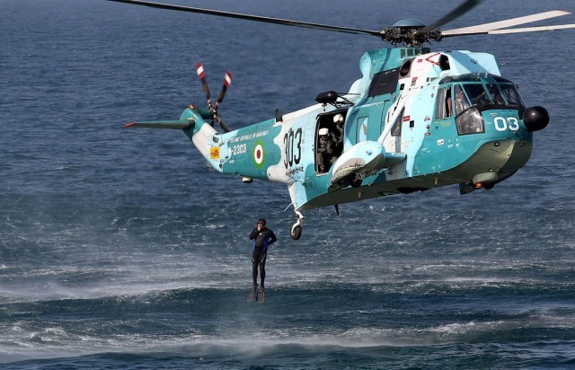 Trực thăng SH-3 Sea King là loại máy bay săn ngầm do tập đoàn Sikorsky Aircraft của Mỹ nghiên cứu, chế tạo. Đây cũng là loại máy bay trực thăng "thuỷ phi cơ" đầu tiên từng được chế tạo trên thế giới.